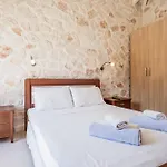 Amphitrite Villa *